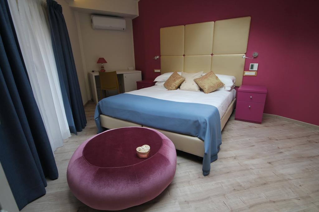 Tango Hotel Rome Room photo